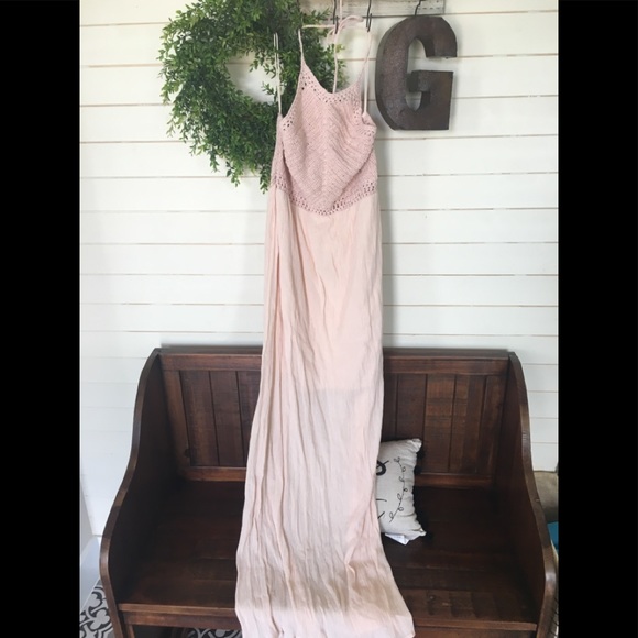 Zara Dresses & Skirts - Zara Medium blush pink maxi dress with knit halter Zara Dresses & Skirts - Zara Medium blush pink maxi dress with knit halter